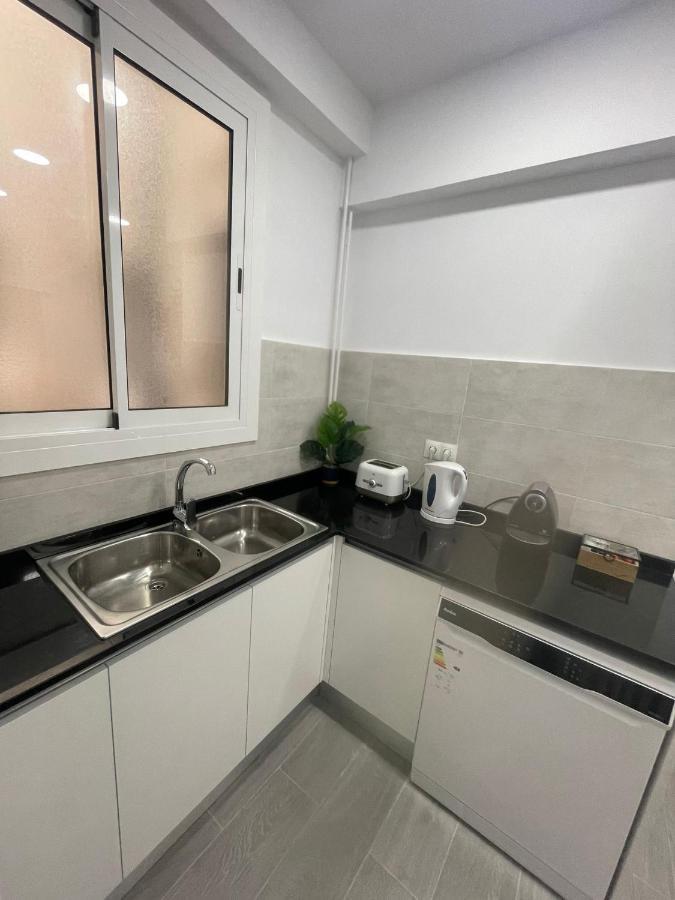 Family-Friendly Home In Central Barcelona 4Bdr Eksteriør billede
