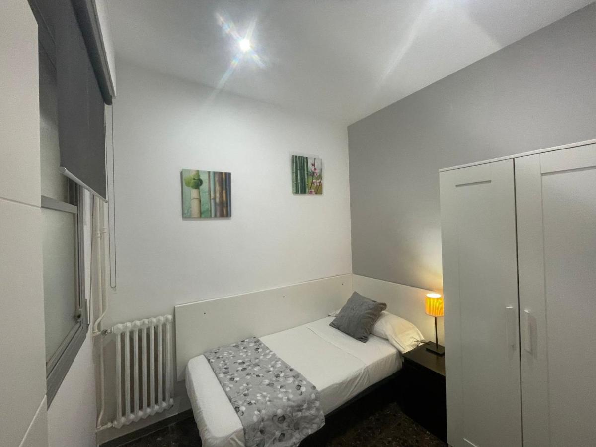 Family-Friendly Home In Central Barcelona 4Bdr Eksteriør billede